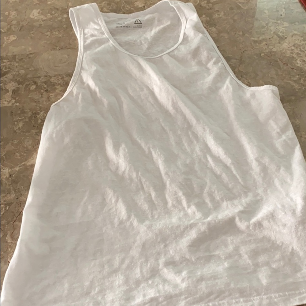Size L mens shirt